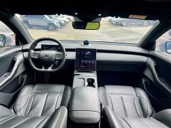 NIO ET5T 75kWh Touring - фото 20