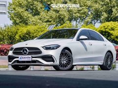 Mercedes-Benz C-Class Facelift C 260 L Sport - фото 1