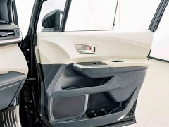 Toyota SIENNA 2.5L Hybrid Premium Edition - фото 15