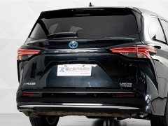 Toyota SIENNA 2.5L Hybrid Premium Edition - фото 7