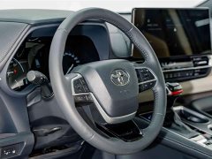 Toyota SIENNA 2.5L Hybrid Premium Edition - фото 9