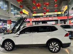 Volkswagen Tiguan L 2023 300TSI automatic two-wheel drive smart version - фото 11