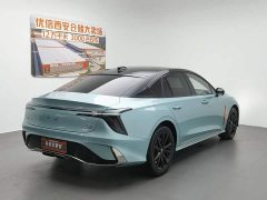 Hongqi H6 2.0T Premium Edition - фото 2