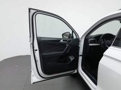 Volkswagen Tiguan L PHEV 2023 430PHEV Premium Edition - фото 8