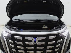 Denza D9 2024 DM-i 980 four-wheel drive premium - фото 4