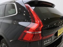 Volvo XC60 B5 four-wheel drive Zhiyuan Deluxe Edition - фото 11
