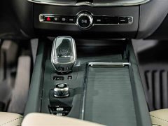 Volvo XC60 B5 four-wheel drive Zhiyi Luxury Edition - фото 16
