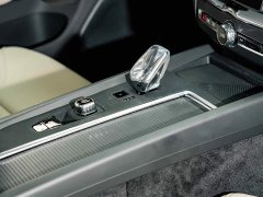 Volvo XC60 B5 four-wheel drive Zhiyi Luxury Edition - фото 20