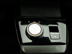 Lynk & Co MG4 2023 415km overseas championship version - фото 13