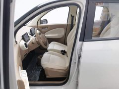 Wuling Hongguang MINIEV fourth generation four-door version Zhenxiang - фото 10
