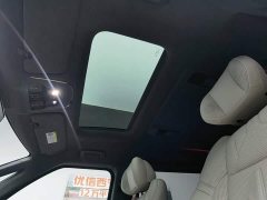 Zeekr 009 seven-seat aisle version four-wheel drive 108kWh - фото 14