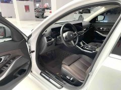BMW 3 Series 320Li M Sport Package - фото 7