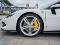Ferrari 296 2022 3.0T V6 GTS - фото 13