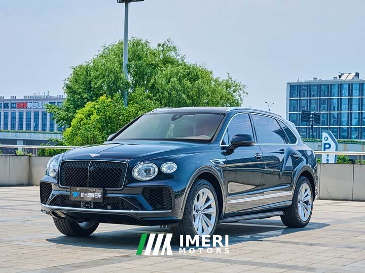 Bentley Bentayga 2024 4.0T V8 long wheelbase version