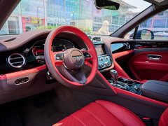 Bentley Bentayga 2024 4.0T V8 long wheelbase version - фото 10