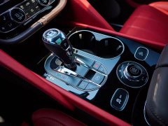 Bentley Bentayga 2024 4.0T V8 long wheelbase version - фото 16