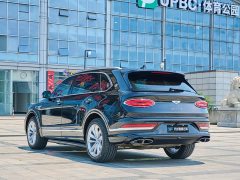 Bentley Bentayga 2024 4.0T V8 long wheelbase version - фото 6
