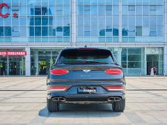 Bentley Bentayga 2024 4.0T V8 long wheelbase version - фото 7