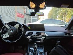 BMW 5 Series 530Li Exclusive M Sports Package - фото 4