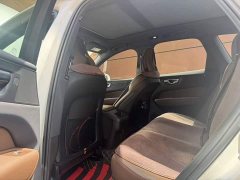 Volvo XC60 B5 AWD Luxury Edition - фото 9