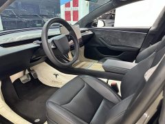 Tesla Model 3 rear-wheel drive version - фото 11
