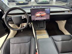 Tesla Model 3 rear-wheel drive version - фото 9