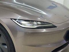 Tesla Model 3 rear-wheel drive version - фото 3
