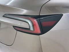Tesla Model 3 rear-wheel drive version - фото 4
