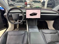Tesla Model 3 rear-wheel drive version - фото 6