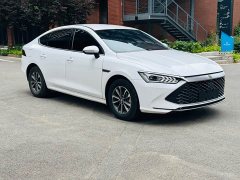 BYD Qin PLUS Champion Edition DM-i 55KM Leading Type - фото 3