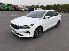 Geely Emgrand 2022 4th Gen 1.5L CVT Deluxe - фото 2