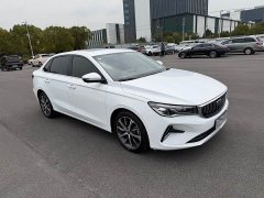 Geely Emgrand 2022 4th Gen 1.5L CVT Deluxe - фото 6