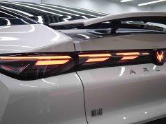 Lynk & Co JiFox Alpha S5 560MAX 185kW - фото 9