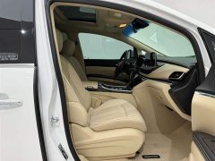 Buick GL8 facelift land business class luxury - фото 19
