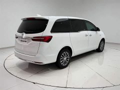 Buick GL8 facelift land business class luxury - фото 8