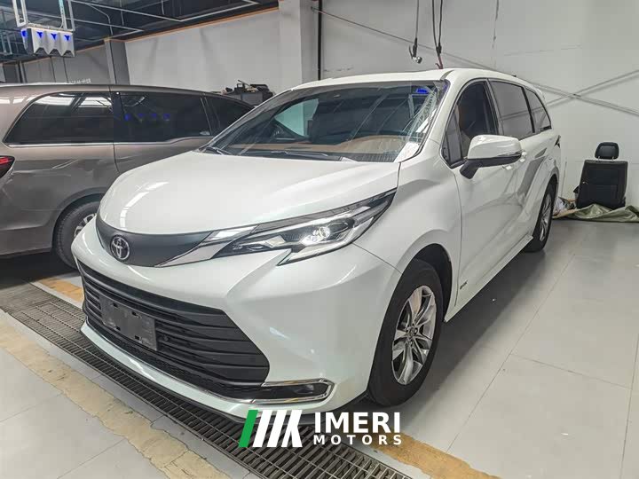 Toyota SIENNA 2024 2.5L Hybrid Comfort Edition - автомобиль из Китая