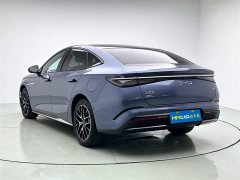 BYD Seal 2023 DM-i 1.5T 121km Honor Type - фото 2