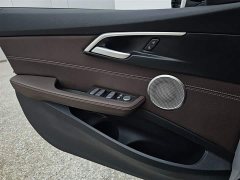 BMW 1 Series 125i M Sports Night Edition - фото 8
