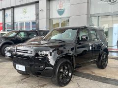 Land Rover Defender 3.0T Automatic - фото 1