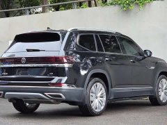 Lexus Touron 530 V6 four-wheel drive flagship version - фото 4