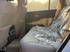 Toyota Land Cruiser (imported) 3.3T diesel version - фото 13