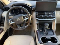 Toyota Land Cruiser (imported) 3.3T diesel version - фото 8