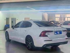 Volvo S60 2022 B4 Zhiyuan Luxury Edition - фото 8