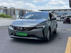 Lynk & Co Weilan 6 2022 plug-in hybrid interconnected fashion - фото 1