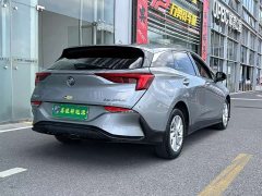 Lynk & Co Weilan 6 2022 plug-in hybrid interconnected fashion - фото 12