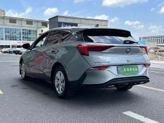 Lynk & Co Weilan 6 2022 plug-in hybrid interconnected fashion - фото 14