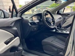 Lynk & Co Weilan 6 2022 plug-in hybrid interconnected fashion - фото 6