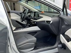 Lynk & Co Weilan 6 2022 plug-in hybrid interconnected fashion - фото 7