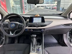 Lynk & Co Weilan 6 2022 plug-in hybrid interconnected fashion - фото 9