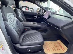 Lynk & Co Dark blue SL03 515MAX pure electric version - фото 8